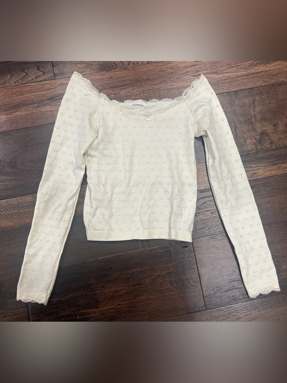 Altar'd State Cream Pointelle Off-The-Shoulder Long Sleeve Brami Top L/XL